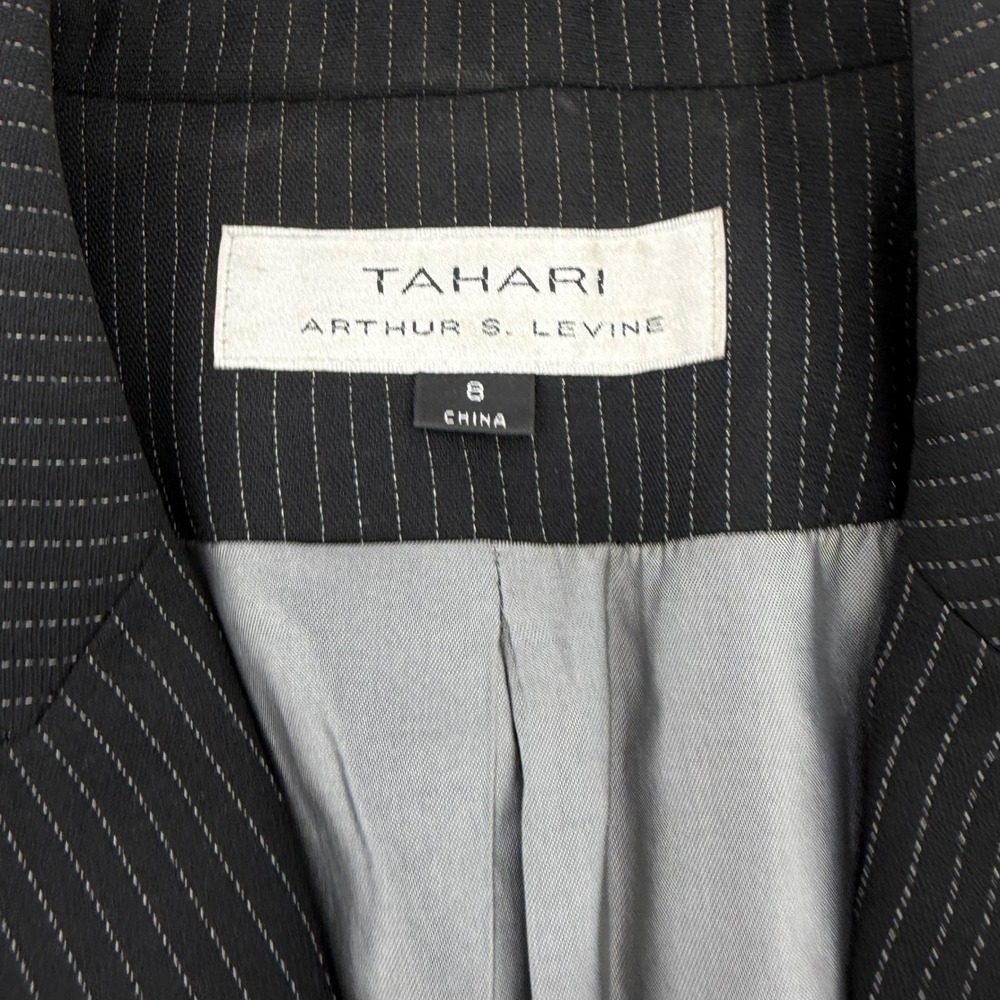Tahari Arthur S Levine Womens Black Pinstripe Two Button Blazer Jacket Size 8 - Picture 2 of 9